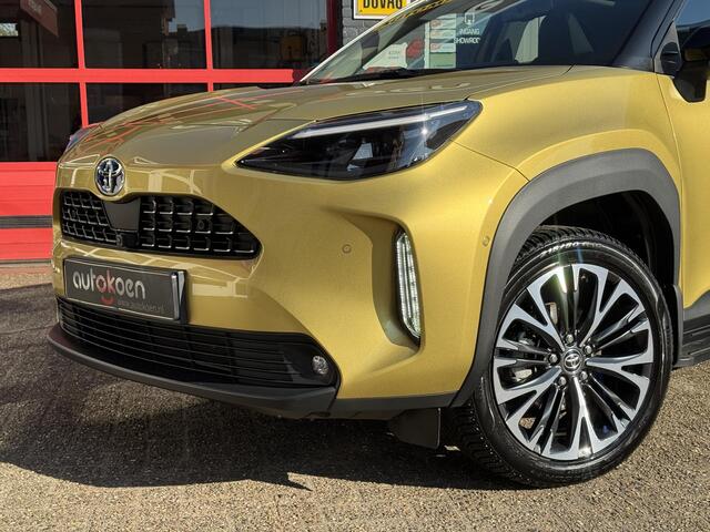 Toyota YARIS Cross Hybrid Adventure Limited 4x4 *4X4/HEAD UP/360CAMERA*