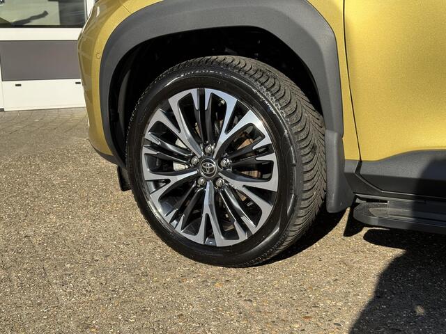 Toyota YARIS Cross Hybrid Adventure Limited 4x4 *4X4/HEAD UP/360CAMERA*
