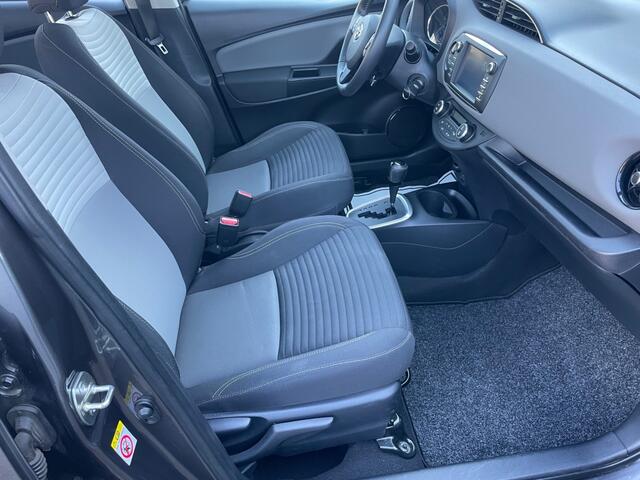 Toyota YARIS 1.5 Hyb. Aspiration navigatie/camera/incl. beurt,garantie