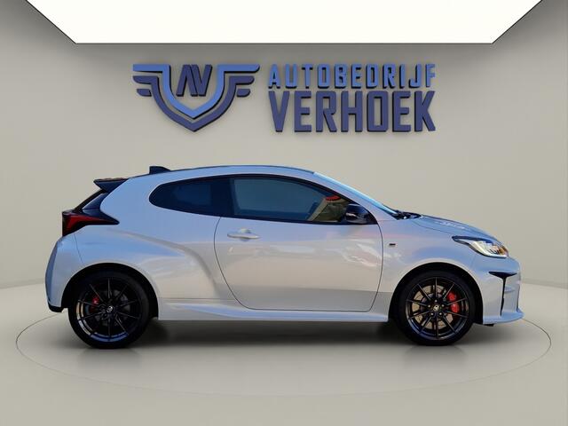 Toyota YARIS 1.6 GR Performance 261 PK - NL Auto! - Uniek