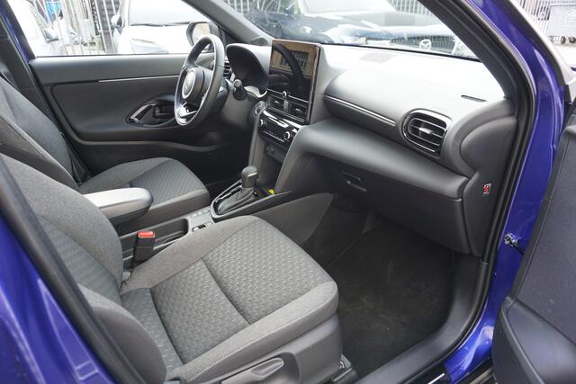Toyota YARIS Cross 1.5 Hybrid 115 Business |Navi|Carplay|Camera|17 Inch|Stoel en stuurverwarming|
