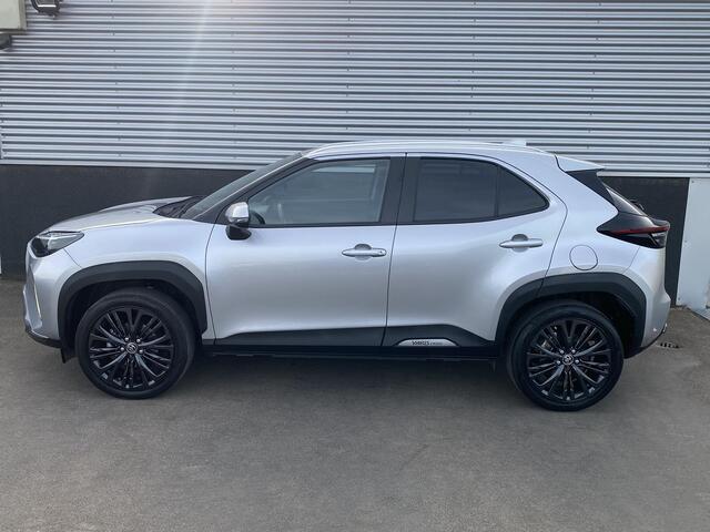 Toyota YARIS Cross 1.5 Hybrid Adventure Navigatie, Dodehoek detectie, Stoelverwarming, LMV, Apple CarPlay/Android Auto, Parkeersensoren voor & achter, Smart Key