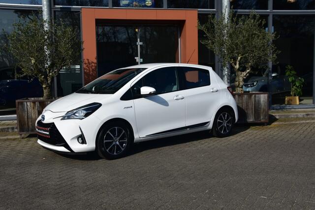 Toyota YARIS 1.5 HYB. DESIGN SP.