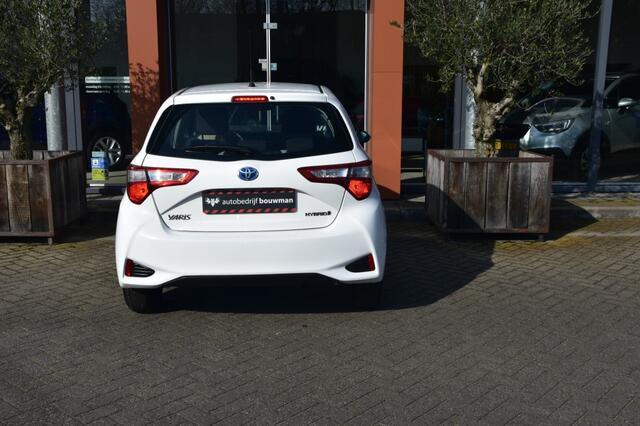 Toyota YARIS 1.5 HYB. DESIGN SP.