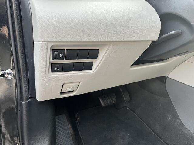 Toyota YARIS 1.5 Hybrid Executive , vol grijs leder, 27.000 km,