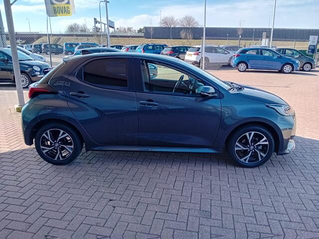 Toyota YARIS 1.5 VVT-i Active Limited Automaat, Airco, Carplay/Android auto, Rijstrook sensor, Cruise control adaptief, Stoelverwarming, Parkeersensoren voor/achter, Camera, Dimlicht automatisch, Grootlicht assistent, Regensensor, Draadloze oplader voor mobiel, Elektr