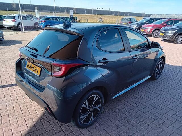 Toyota YARIS 1.5 VVT-i Active Limited Automaat, Airco, Carplay/Android auto, Rijstrook sensor, Cruise control adaptief, Stoelverwarming, Parkeersensoren voor/achter, Camera, Dimlicht automatisch, Grootlicht assistent, Regensensor, Draadloze oplader voor mobiel, Elektr