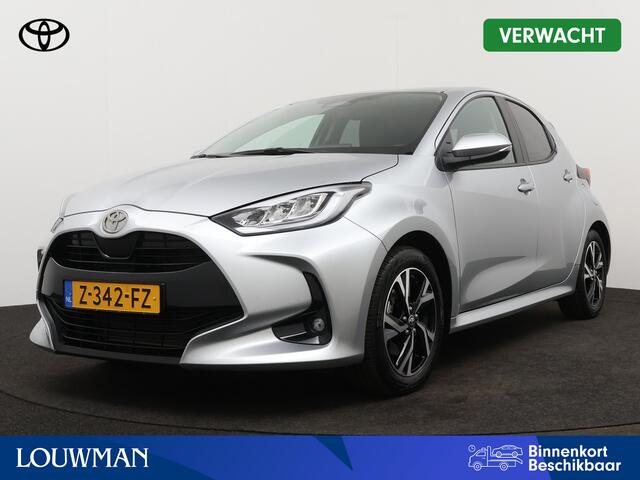 Toyota YARIS 1.5 Hybrid 115 First Edition | LM velgen | Navigatie | Camera | Cruise Control Adaptief | Climate Control |