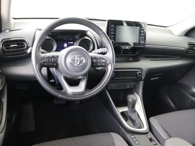 Toyota YARIS 1.5 Hybrid Dynamic I Apple Carplay/Android Auto I Climate Control I Cruise Control Adaptief I USB I 1e Eigenaar I LOUWMAN Onderhouden I