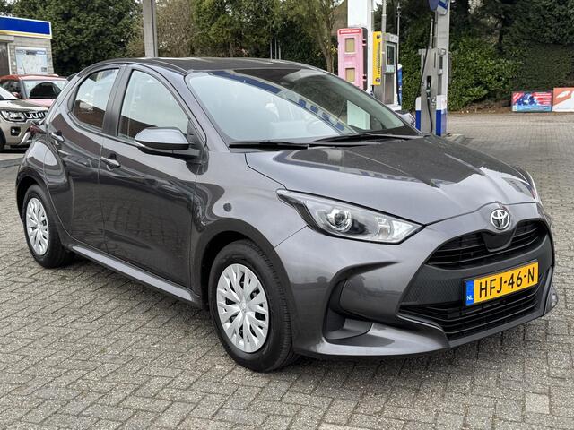 Toyota YARIS 1.5 VVT-i Style AUTOMAAT! CARPLAY | CAMERA | BOVAG!!