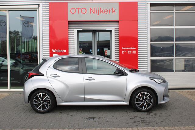 Toyota YARIS 1.5 Hybrid Executive Limited