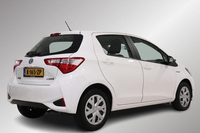 Toyota YARIS 1.5 Hybrid Active Limited, Apple Carplay & Android Auto, Cruise control, Regensensor, Dealer onderhouden!