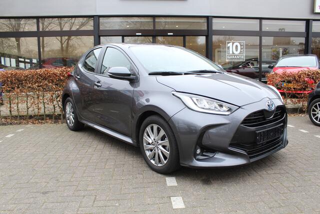 Toyota YARIS 1.5 Hybrid Dynamic Plus | Rijklaar | Stoel-/stuurverw. | Apple/Android | LED | Keyless | Adaptive Cruise | Dealer onderhouden
