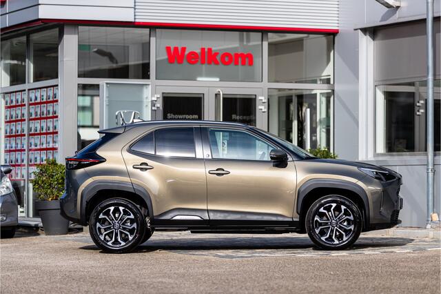 Toyota YARIS Cross 1.5 Hybrid 130 Style Edition 2025 Parkeersensoren V+A, Dodehoeksensor, Navigatie , All-in Rijklaarprijs