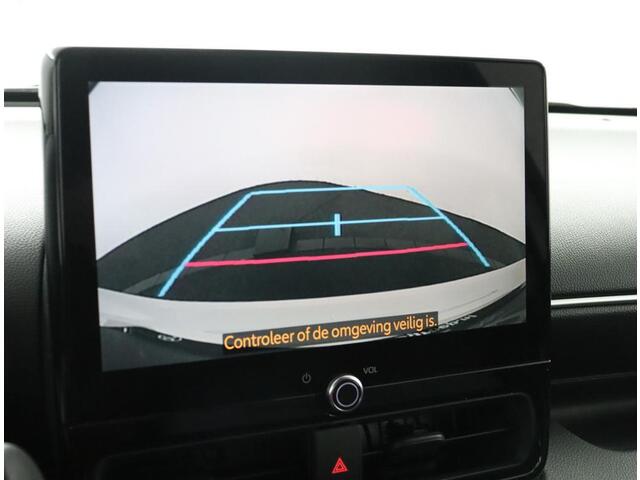Toyota YARIS 1.5 Hybrid 115 Dynamic | Parkeer sensoren voor + achter | Stuurwiel verwarming | Navigatie |