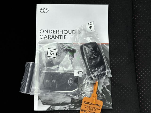 Toyota YARIS 1.5 Hybrid GR Sport | Apple Carplay & Android Auto | Navigatie | Parkeercamera |