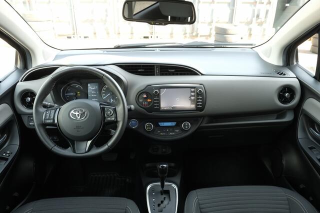 Toyota YARIS 1.5 Hybrid 100PK Dynamic Automaat | Parkeerhulpcamera achter | S