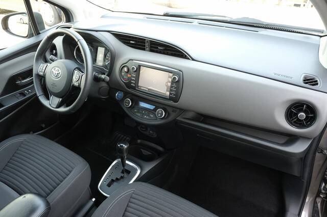 Toyota YARIS 1.5 Hybrid 100PK Dynamic Automaat | Parkeerhulpcamera achter | S