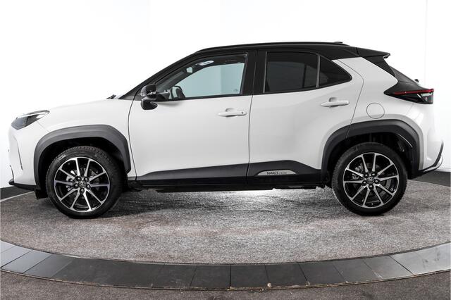 Toyota YARIS Cross 1.5 Hybrid 130 GR Sport Automaat (Nieuw model) | Dig.Cockpit | Adapt.Cruise | Stoel+Stuurverw. | Camera | PDC + NAV + App.Connect (Draadloos) | ECC | LM 18" | 2023