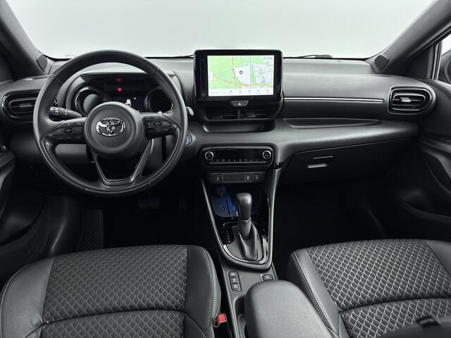 Toyota YARIS 1.5 Hybrid Executive | Navigatie | Camera | Stoelverwarming | LM velgen | Cruise Control Adaptief | Climate Control |