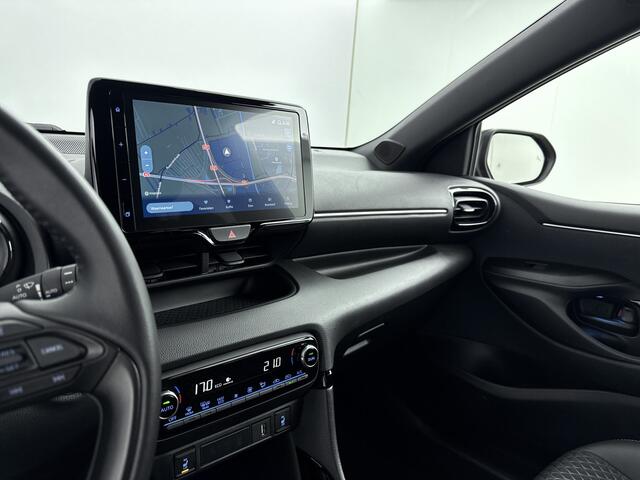 Toyota YARIS 1.5 Hybrid Executive | Navigatie | Camera | Stoelverwarming | LM velgen | Cruise Control Adaptief | Climate Control |