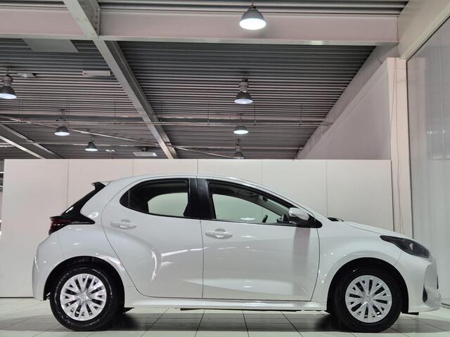 Toyota YARIS 1.5 Hybrid Active