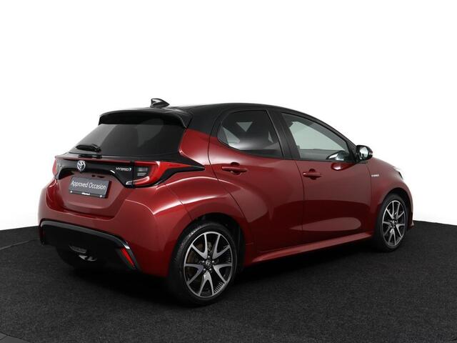 Toyota YARIS 1.5 Hybrid Executive | Stoelverwarming | parkeersensoren | Navigatie |