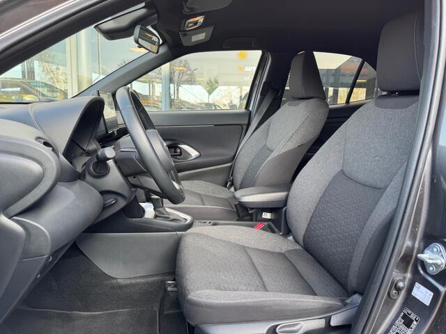 Toyota YARIS 1.5 Hybrid Business Plus - Navi - camera - stoelverwarming