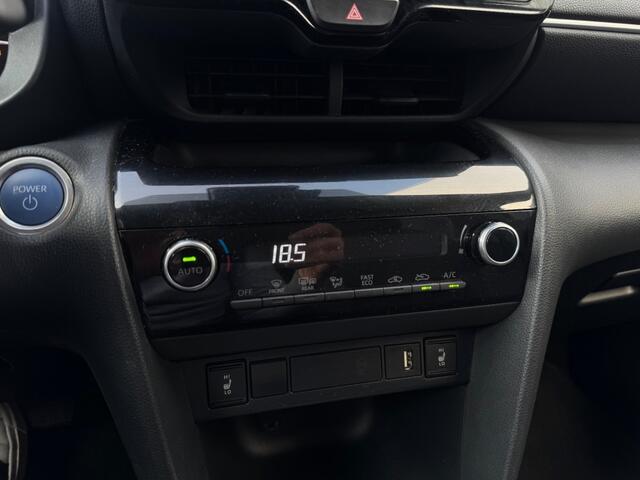 Toyota YARIS 1.5 Hybrid Business Plus - Navi - camera - stoelverwarming
