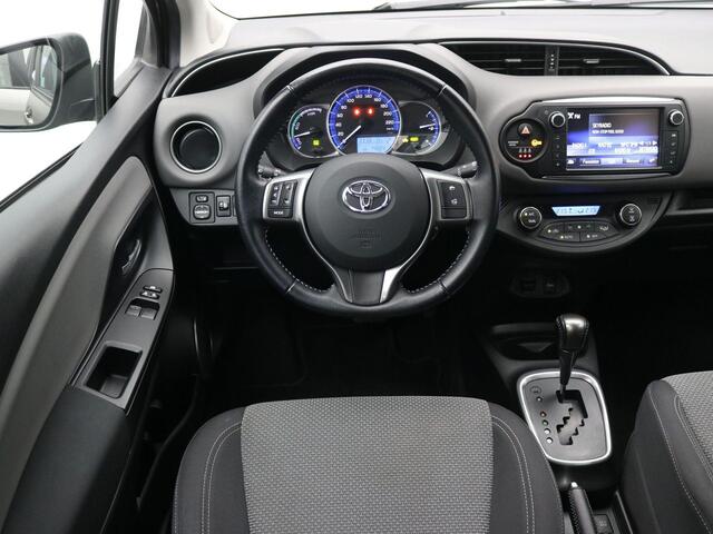 Toyota YARIS 1.5 Hybrid Dynamic AUTOMAAT / Airco / LMV / Cruise Control / 5-deurs / Onderhoudshistorie aanwezig / Bluetooth /
