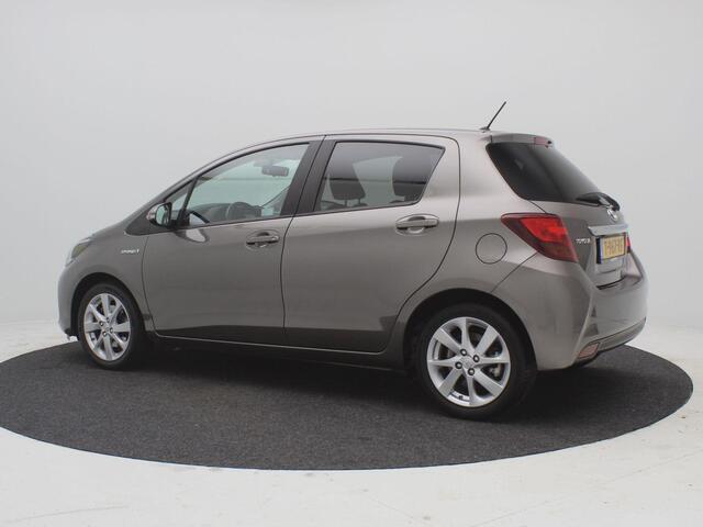 Toyota YARIS 1.5 Hybrid Dynamic AUTOMAAT / Airco / LMV / Cruise Control / 5-deurs / Onderhoudshistorie aanwezig / Bluetooth /
