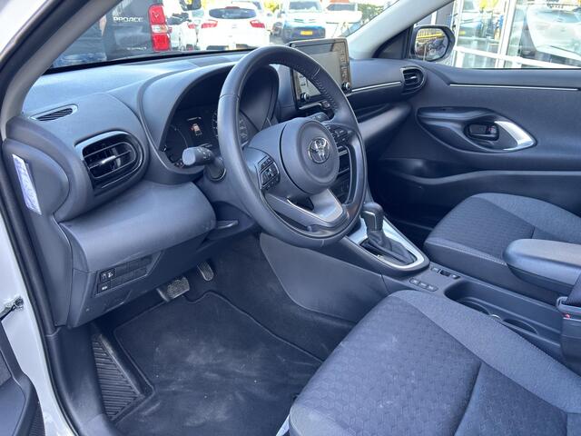 Toyota YARIS 1.5 Hybrid Dynamic , SLECHTS 31598KM, APPLE CARPLAY/ANDROID AUTO!