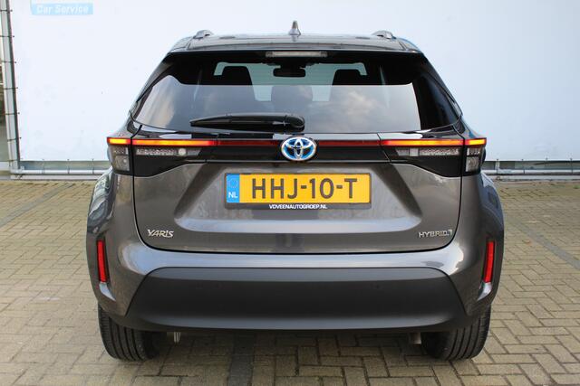 Toyota YARIS Cross 1.5 Hybrid Dynamic | Achteruitrijcamera | Parkeersensoren V+A | Keyless entry/start | Stoelverwarming | Cruise controle | Navigatie | Lane assist | Apple CarPlay/Android Auto | Zwarte hemelbekleding | Climate controle | 17 Inch LMV |
