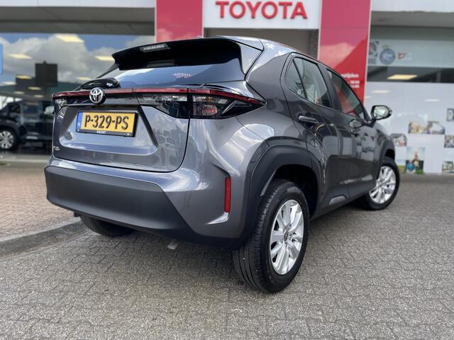 Toyota YARIS 1.5 VVT-I Active | Adaptive cruise Control | DAB | Elektr. Verst