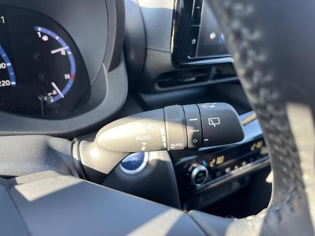 Toyota YARIS Cross 1.5 Hybrid Adventure | Navigatie | Apple CarPlay/Android auto | Achteruitrijcamera | Elektrisch achterklep