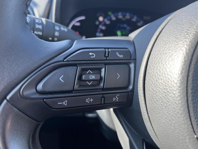 Toyota YARIS Cross 1.5 Hybrid Adventure | Navigatie | Apple CarPlay/Android auto | Achteruitrijcamera | Elektrisch achterklep