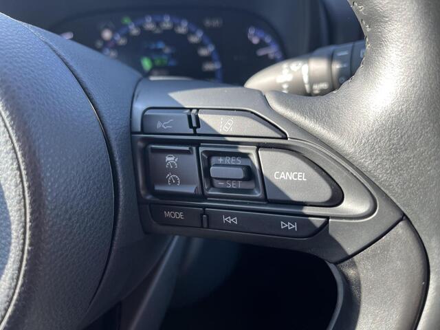 Toyota YARIS Cross 1.5 Hybrid Adventure | Navigatie | Apple CarPlay/Android auto | Achteruitrijcamera | Elektrisch achterklep