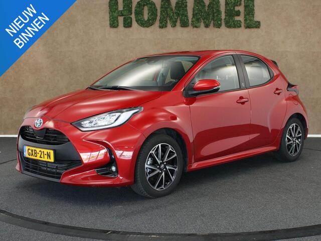 Toyota YARIS 1.5 Hybrid Dynamic Team D - NAVIGATIE- CAMERA - CLIMATE CONTROL - 16 INCH LICHT METALEN VELGEN - ARMSTEUN VOOR - ADAPTIEVE CRUISE CONTROL - BLUETOOTH - MISTLAMPEN VOOR - LICHT EN REGENSENSOR