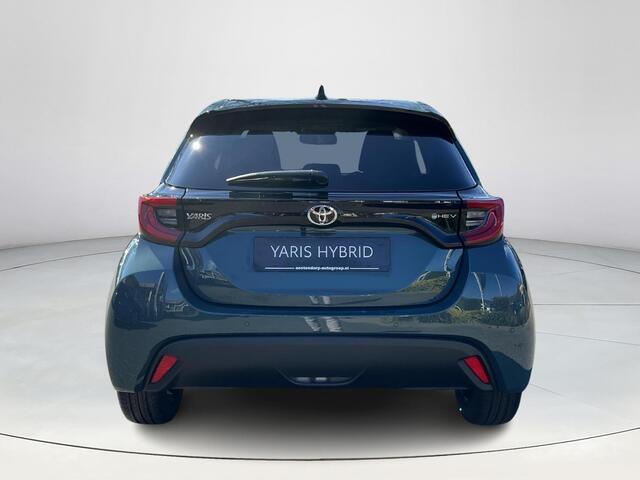 Toyota YARIS 1.5 Hybrid 115 Dynamic | Comfort Pack | Forest green metallic | Nieuw uit voorraad leverbaar |