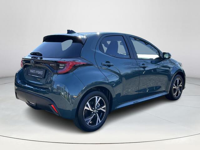 Toyota YARIS 1.5 Hybrid 115 Dynamic | Comfort Pack | Forest green metallic | Nieuw uit voorraad leverbaar |