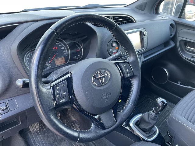 Toyota YARIS 1.3 VVT-i Orange Sport / 1e Eig / Navigatie / Camera / LM Velgen / Trekhaak /