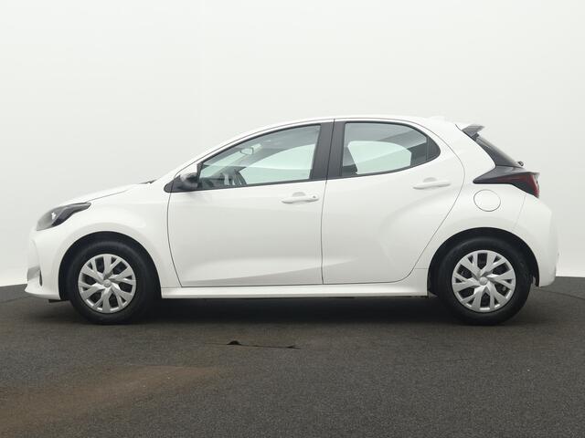 Toyota YARIS 1.5 Hybrid Active | Camera