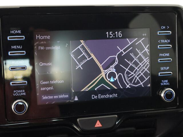 Toyota YARIS 1.5 HYBRID DYNAMIC-PACK BI-TONE AUTOMAAT BIJNA 2021. NAVI.CAMERA.LMV.CRUISE GARANTIE TOT 10-2030