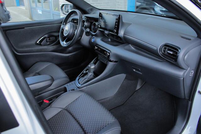 Toyota YARIS 1.5 Hybrid Launch Edition |nieuw onderhoud|stoelverwarming|Apple/Android|camera|