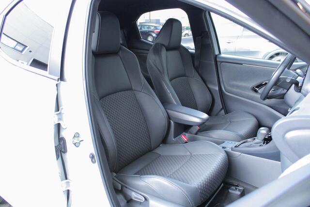 Toyota YARIS 1.5 Hybrid Launch Edition |nieuw onderhoud|stoelverwarming|Apple/Android|camera|