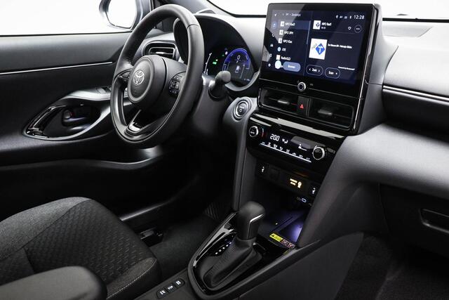 Toyota YARIS Cross 1.5 Hybrid Dynamic 130 PK | STOEL / STUUR- VERWARMING | DAB | APPLE | CAMERA