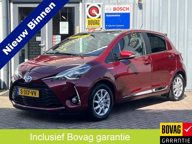 Toyota YARIS 1.5 Hybrid Bi-Tone Plus | AUTOMAAT | TREKHAAK | CAMERA | PANO | NAVI |