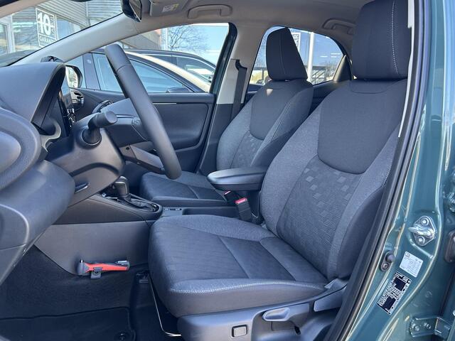 Toyota YARIS 1.5 Hybrid 115 Dynamic | COMFORT PACK | NIEUWE AUTO |