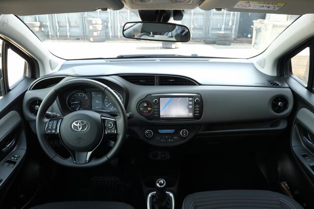 Toyota YARIS 1.0 VVT-i 69PK MT Energy | Toyota Touch® 2 Go navigatiesysteem i