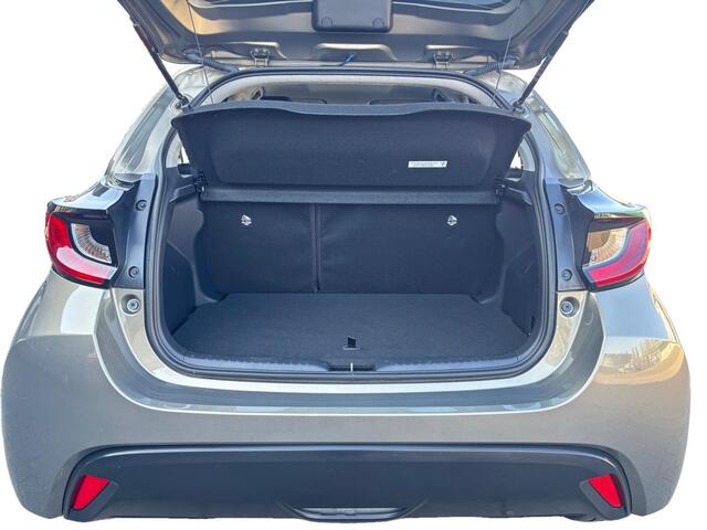 Toyota YARIS 1.5 Hybrid Active | AUTOMAAT | CAMERA | NAVI | ADAPTIVE CRUISE CONTROL
